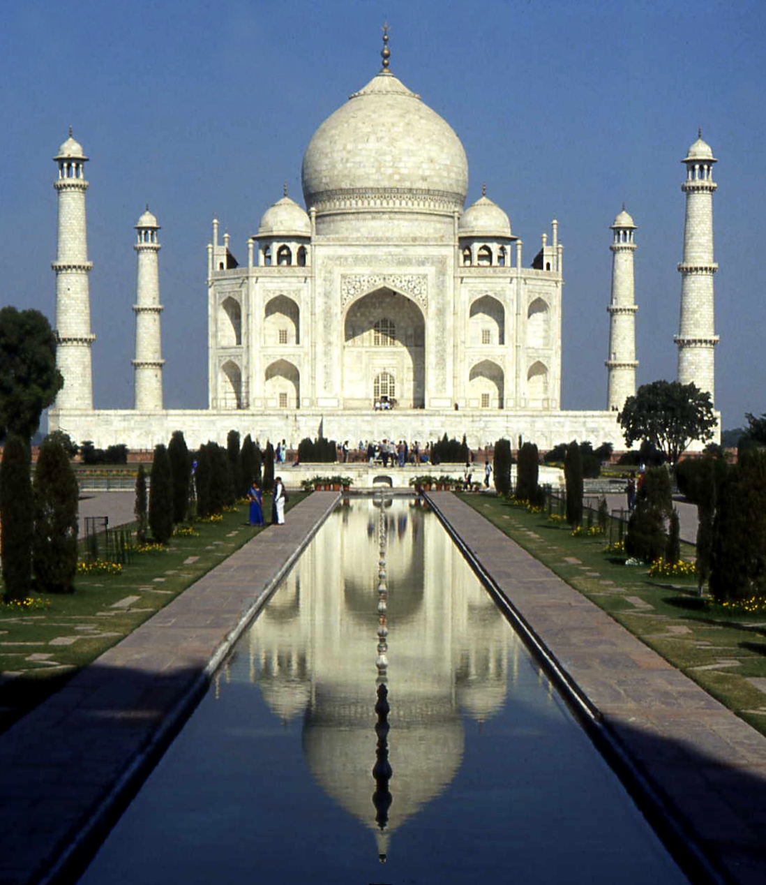 Taj Mahal Full View
